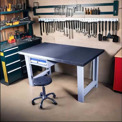 Technicians' Fixed Mobility Multi-Functional Workbench Height 5-15m Steel Construction